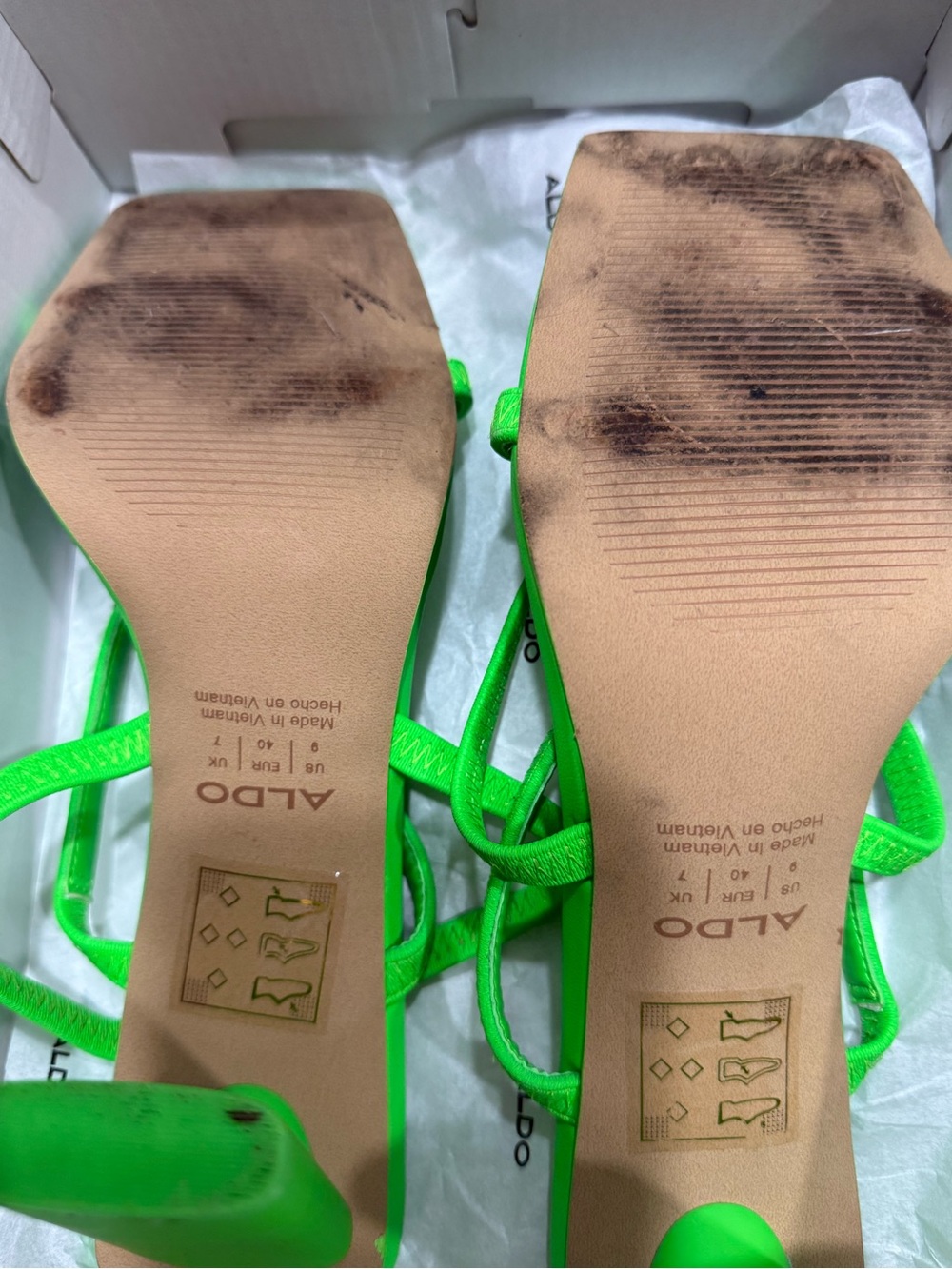 ALDO Neon Lime Strappy Block Heel Sandals - Picture 3 of 9